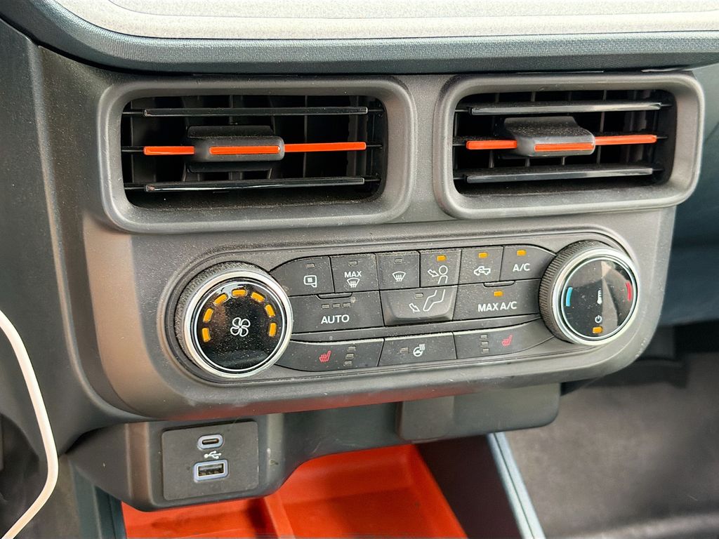 Used 2023 Green Ford XLT image 13