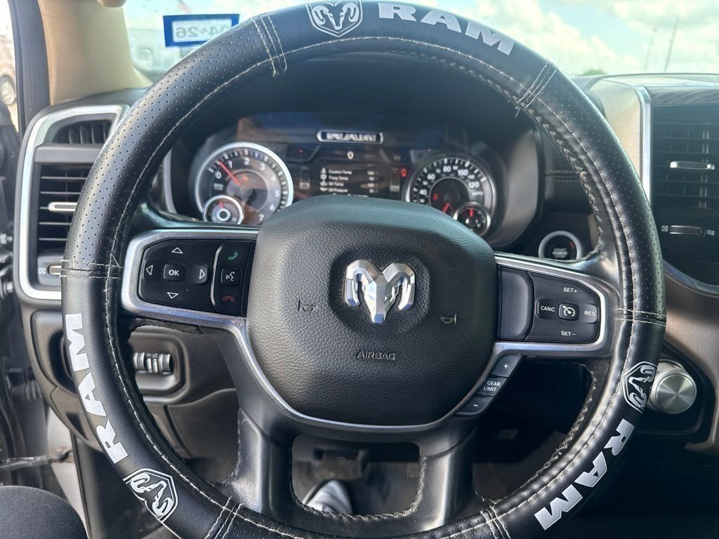 2019 Ram 1500 Laramie - 8
