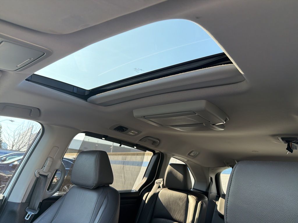 Thumbnail: 2018 Honda Odyssey - 11