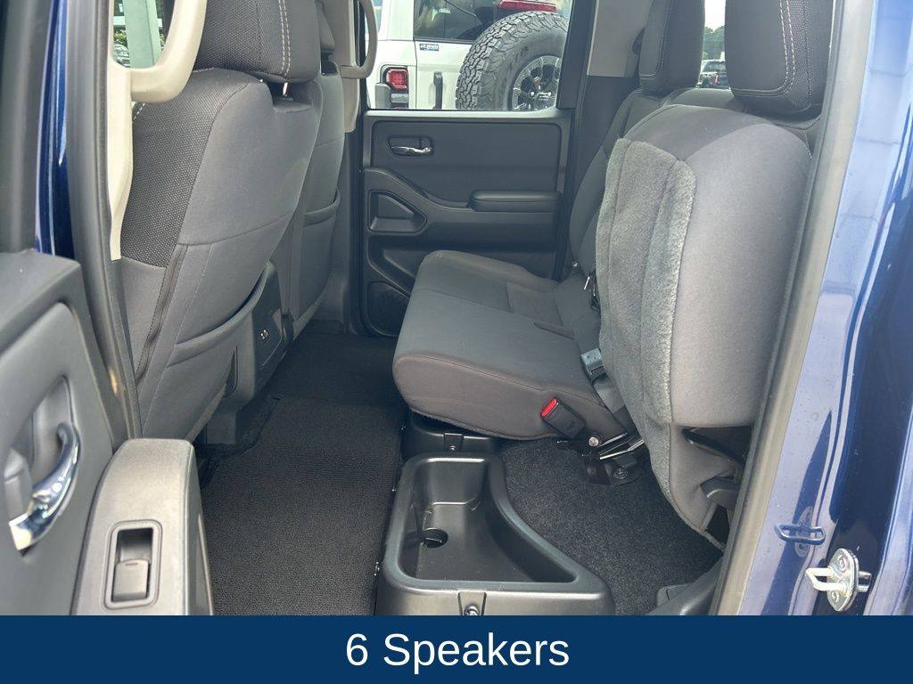2022 Nissan Frontier SV