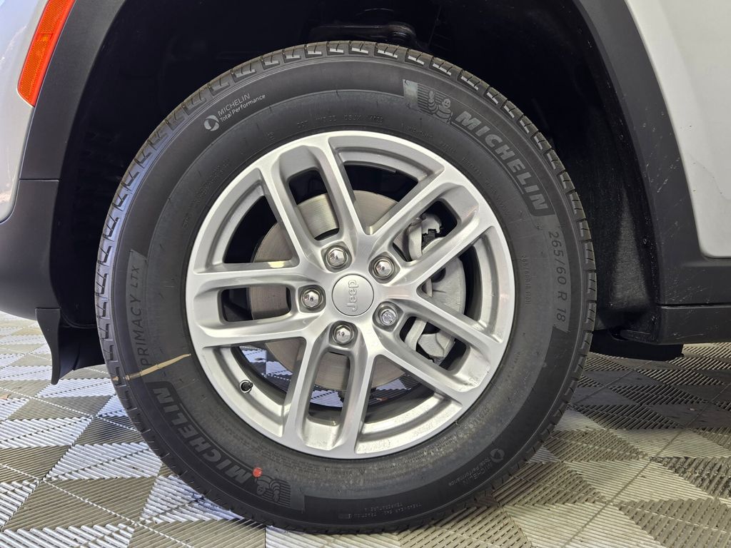 new 2025 Jeep Grand Cherokee car, priced at $26,420