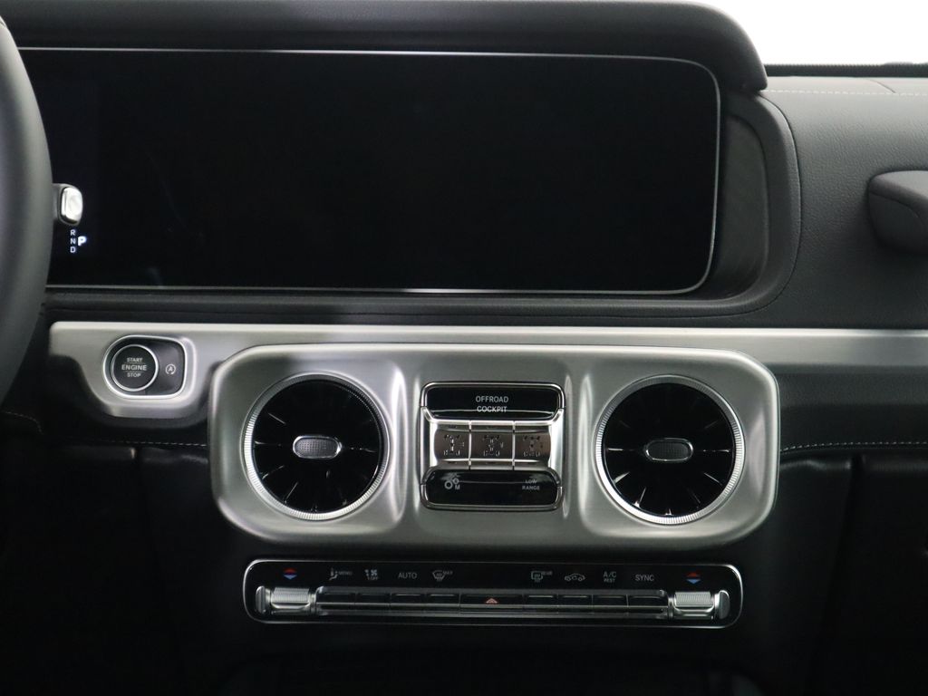 Thumbnail: 2025 Mercedes-Benz G-Class - 15