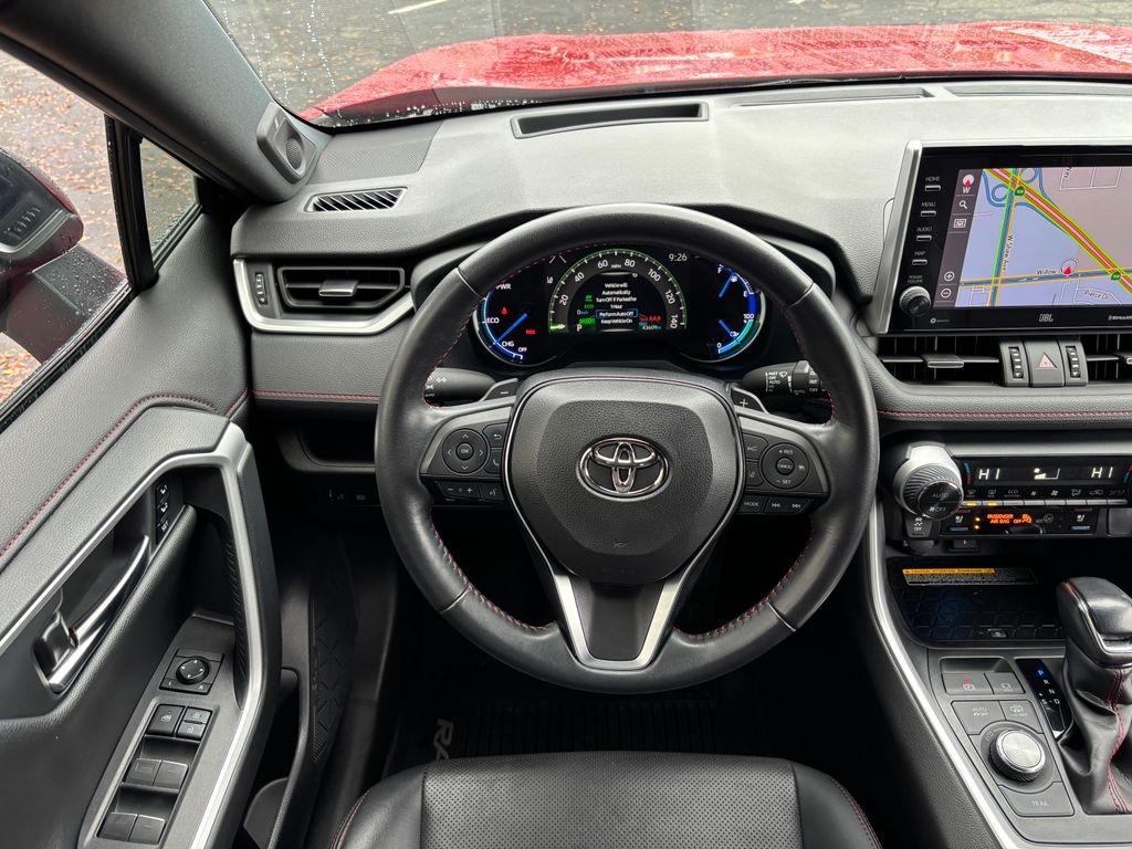 Thumbnail: 2021 Toyota RAV4 - 10