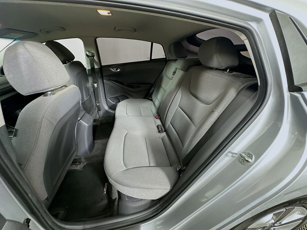 Thumbnail: 2022 Hyundai Ioniq - 23