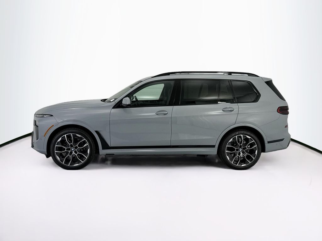 Thumbnail: 2027 BMW X7 - 8