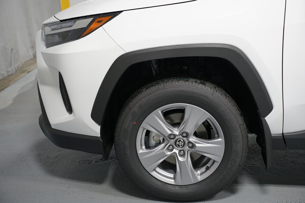 Thumbnail: 2025 Toyota RAV4 - 5