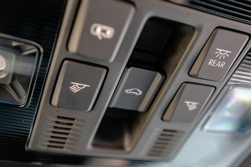 Used 2024 Volkswagen Tiguan SUV