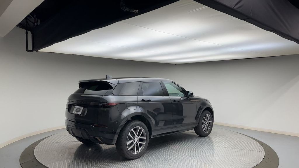 2024 Land Rover Range Rover Evoque Dynamic 10