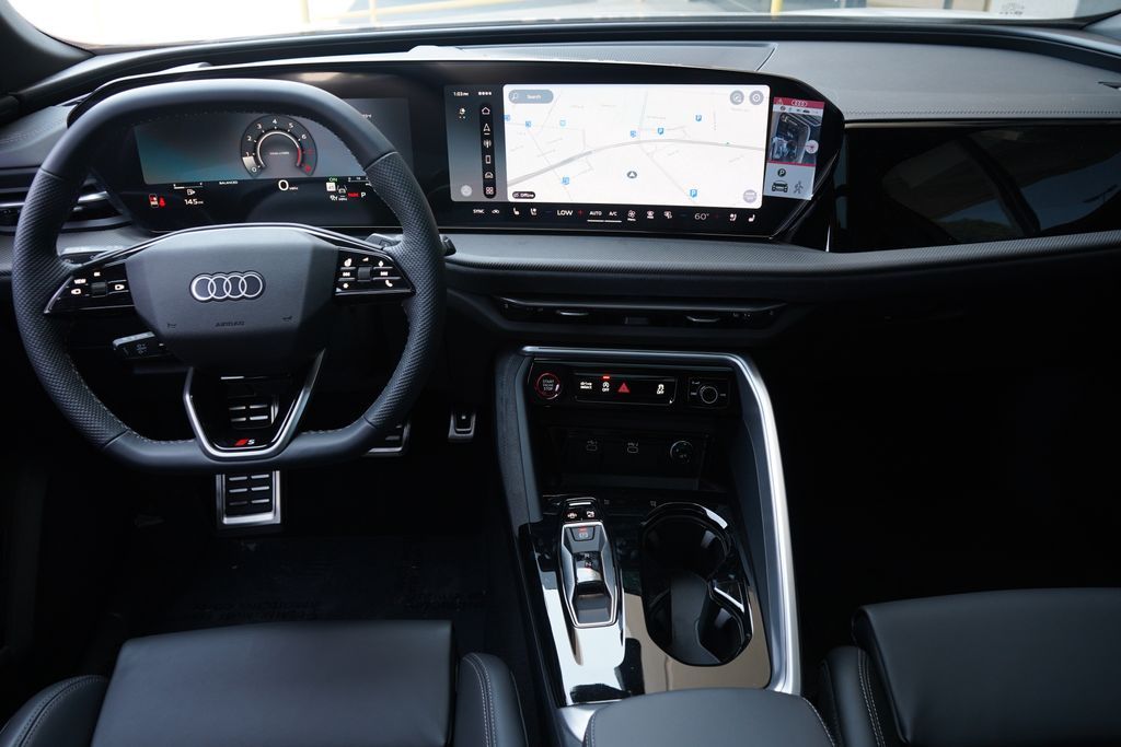 Thumbnail: 2026 Audi SQ5 - 9