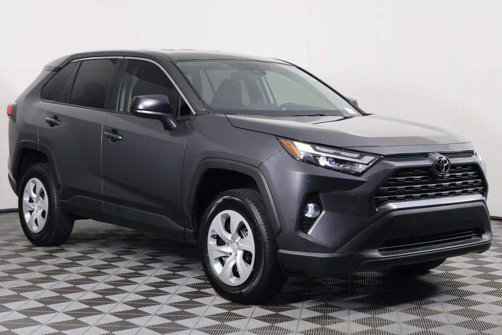 Thumbnail: 2025 Toyota RAV4 - 3