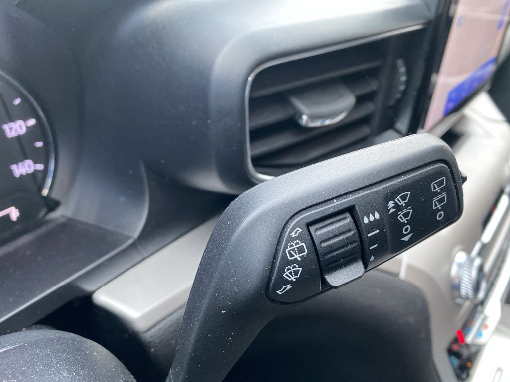 used 2022 Ford Explorer car, priced at $27,250