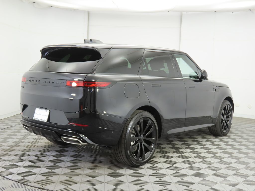 Thumbnail: 2026 Land Rover Range Rover Sport - 5