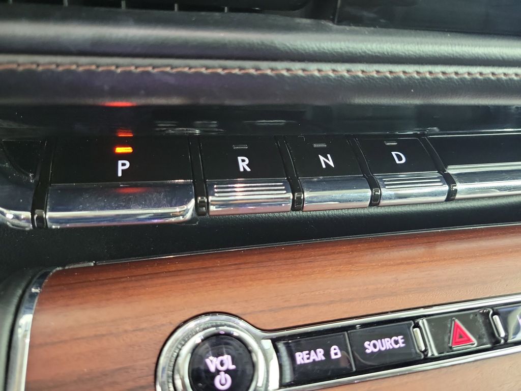 2021 Lincoln Aviator Reserve White at Bayshore Chrysler Jeep Dodge Ram