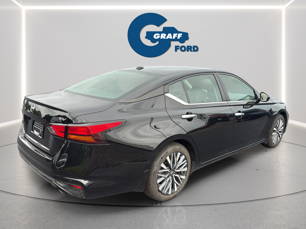 Used 2024 Nissan Altima Sedan