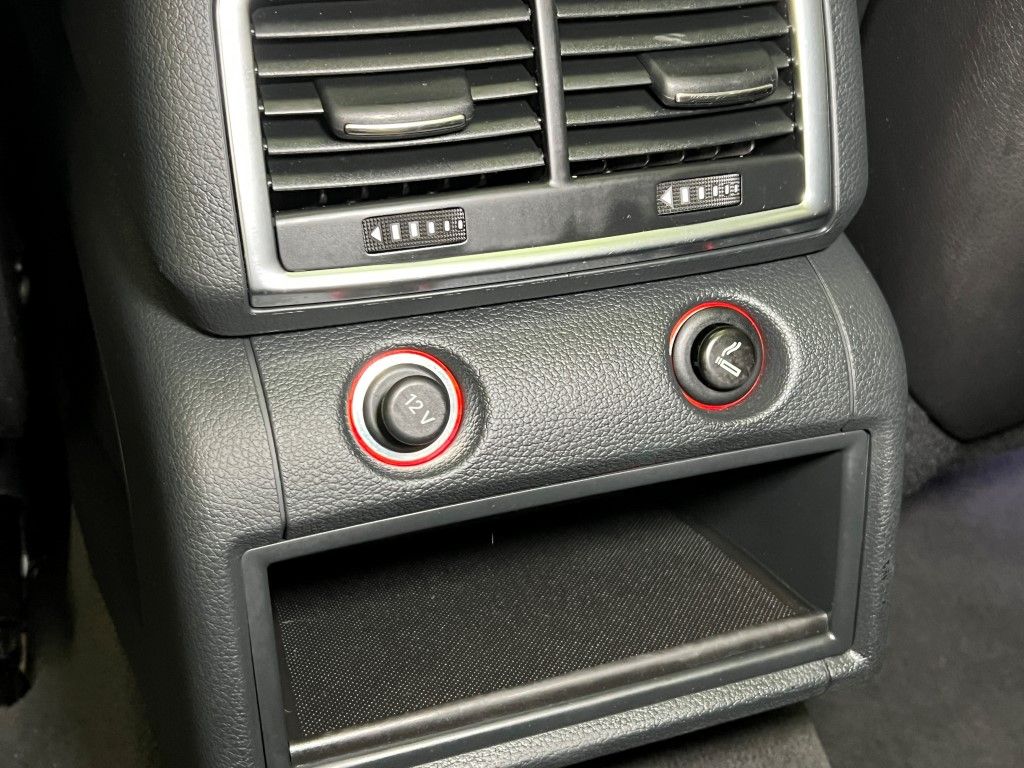 Thumbnail: 2015 Audi Q7 - 17