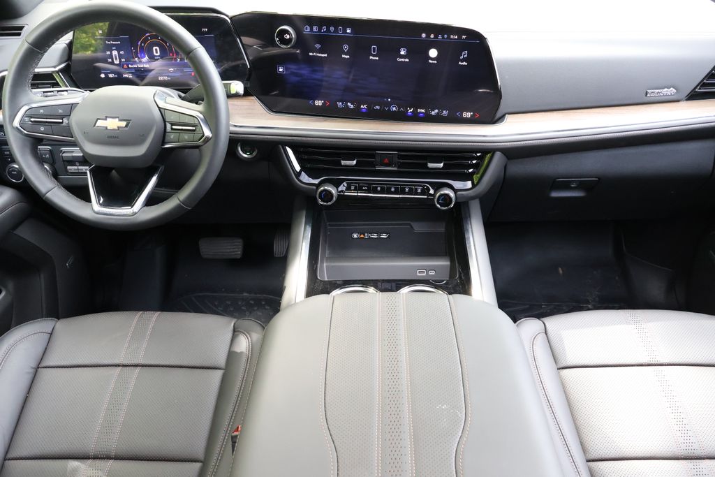 2025 Chevrolet Tahoe High Country 14