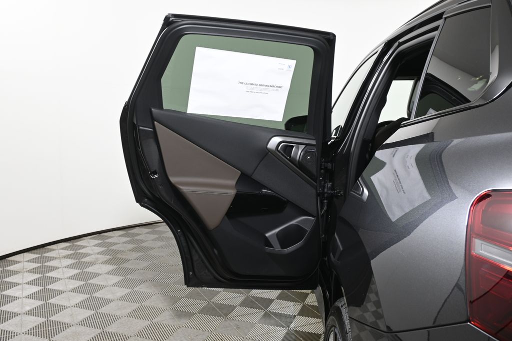 Thumbnail: 2026 BMW X3 - 32