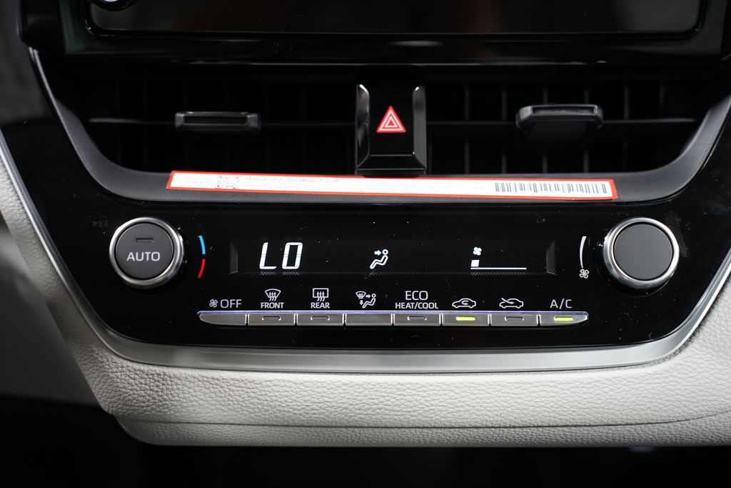 2025 Toyota Corolla LE 20