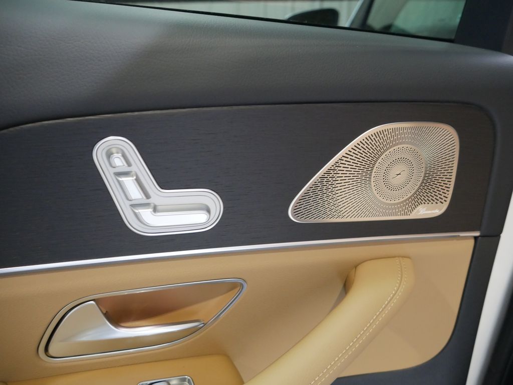 Thumbnail: 2026 Mercedes-Benz GLS - 23