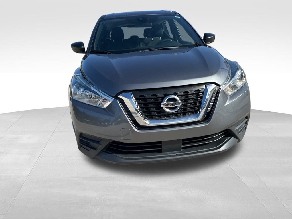 2020 Nissan Kicks S 2