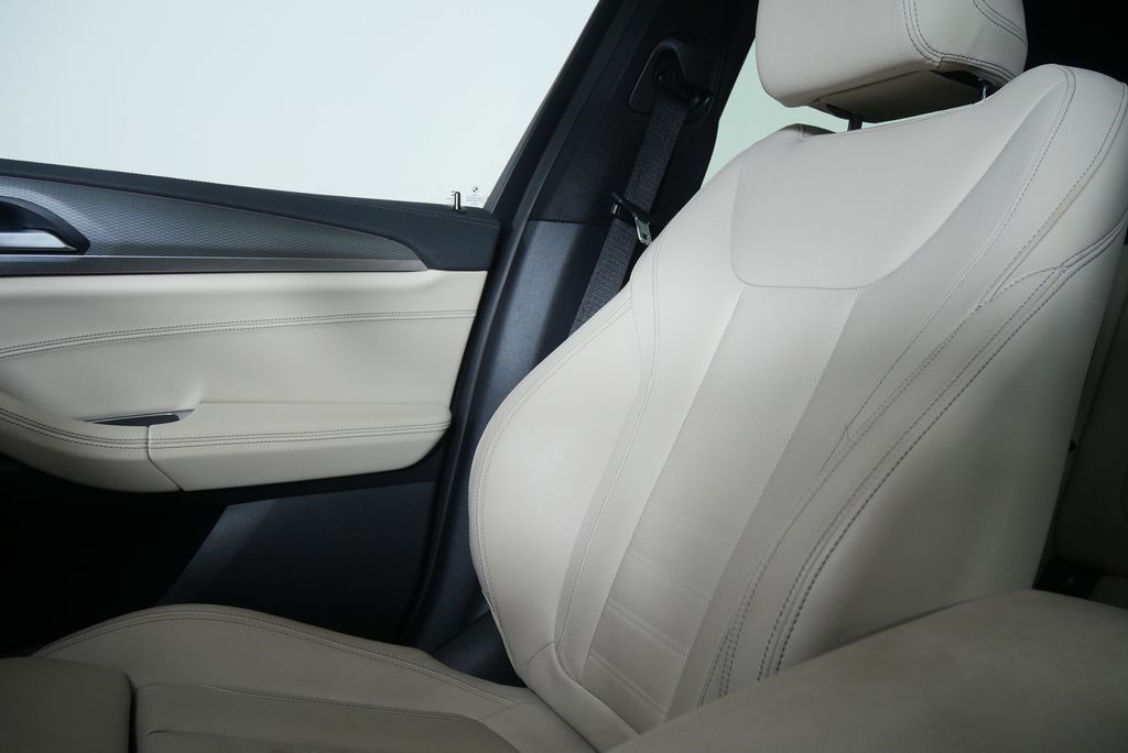 Thumbnail: 2020 BMW X4 - 25