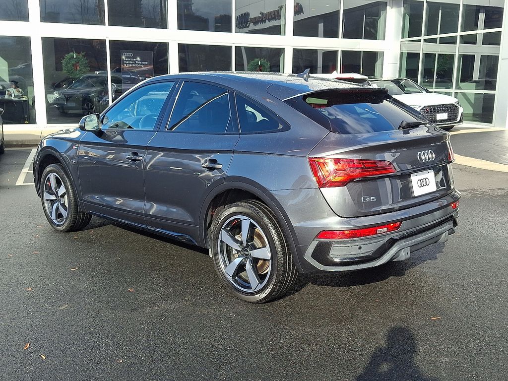 Thumbnail: 2023 Audi Q5 - 6