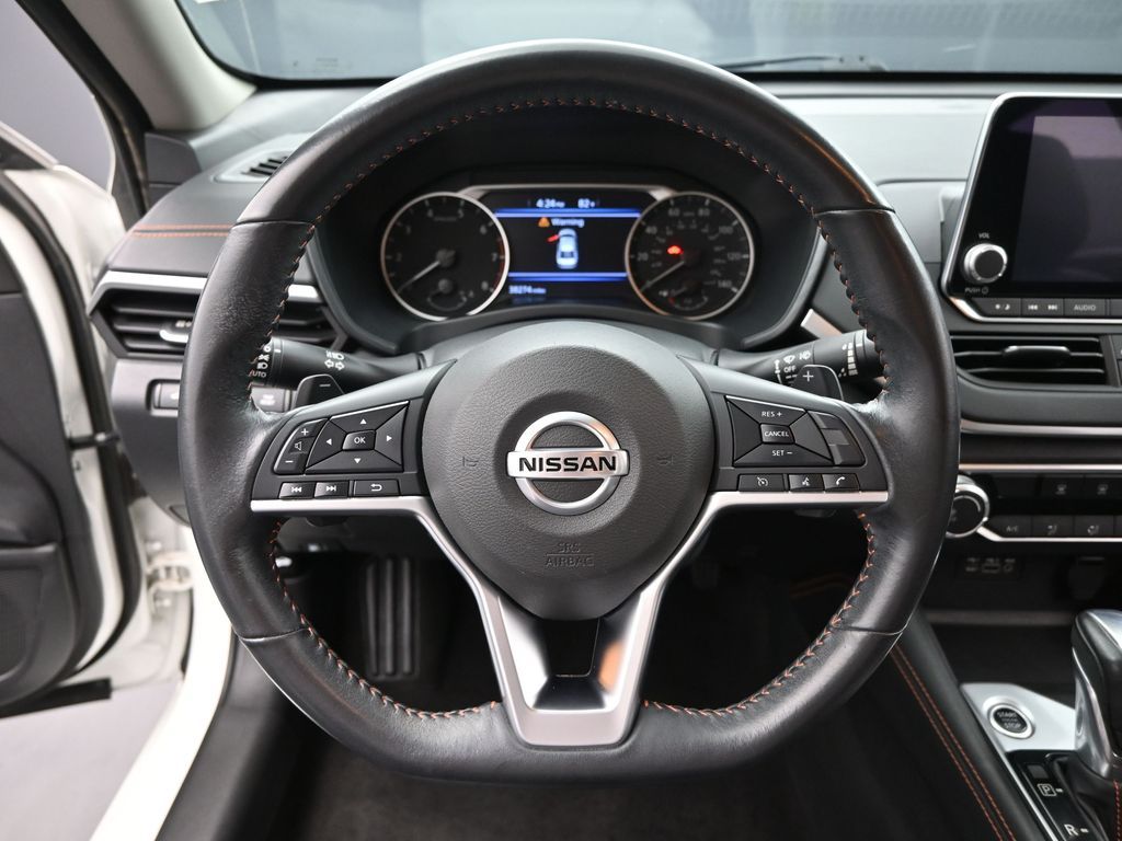 2022 Nissan Altima SR Intelligent AWD