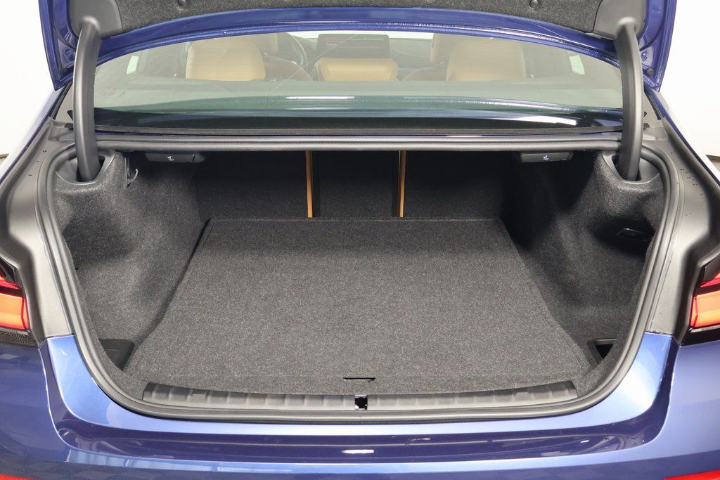 Thumbnail: 2023 BMW 5 Series - 14