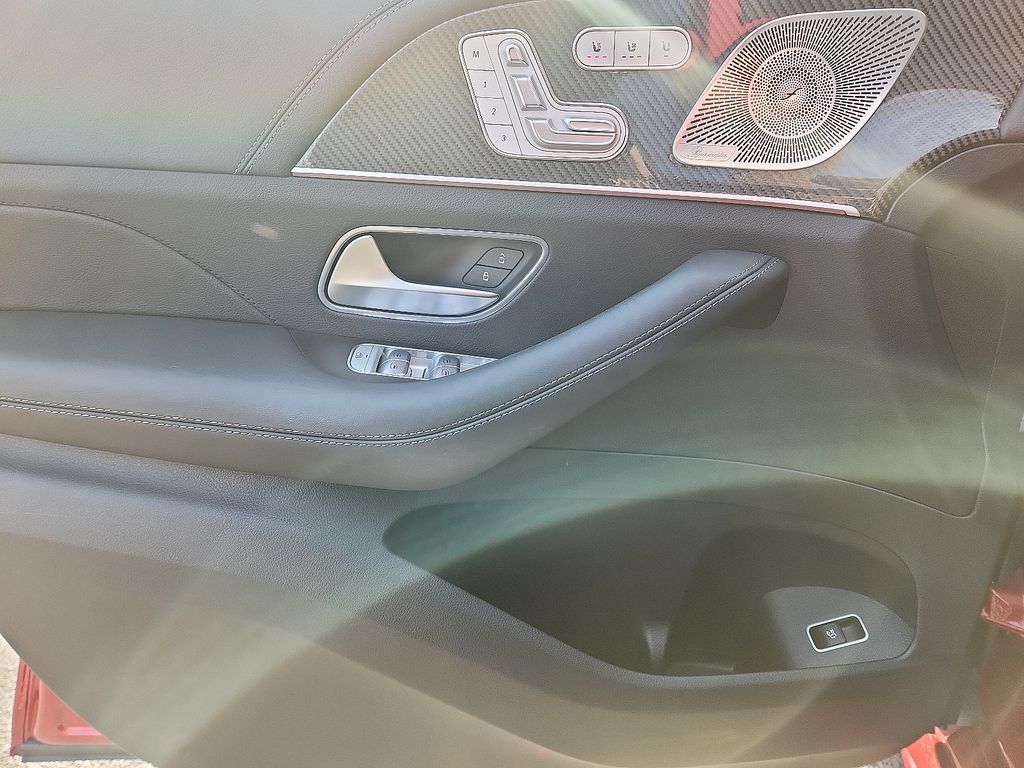 Thumbnail: 2023 Mercedes-Benz GLE - 12