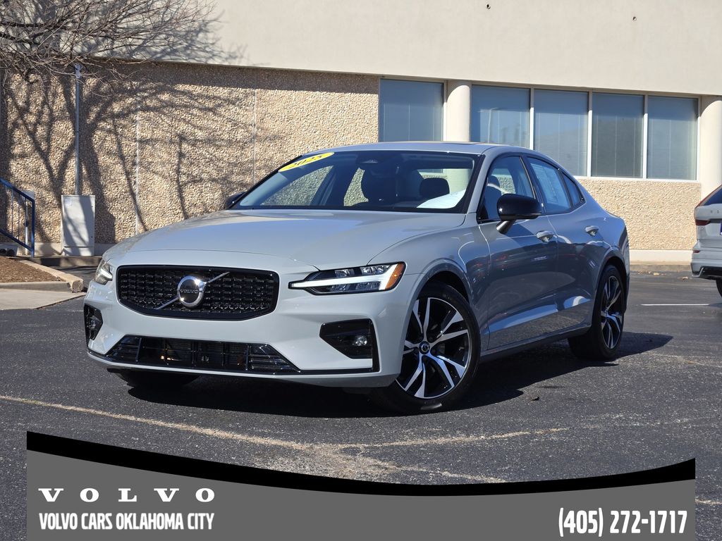 2025 Volvo S60 Core