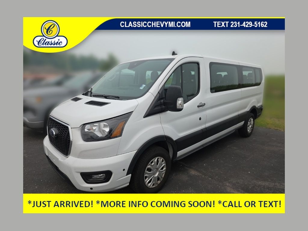2024 Ford Transit Passenger 350 XLT Low Roof LB RWD