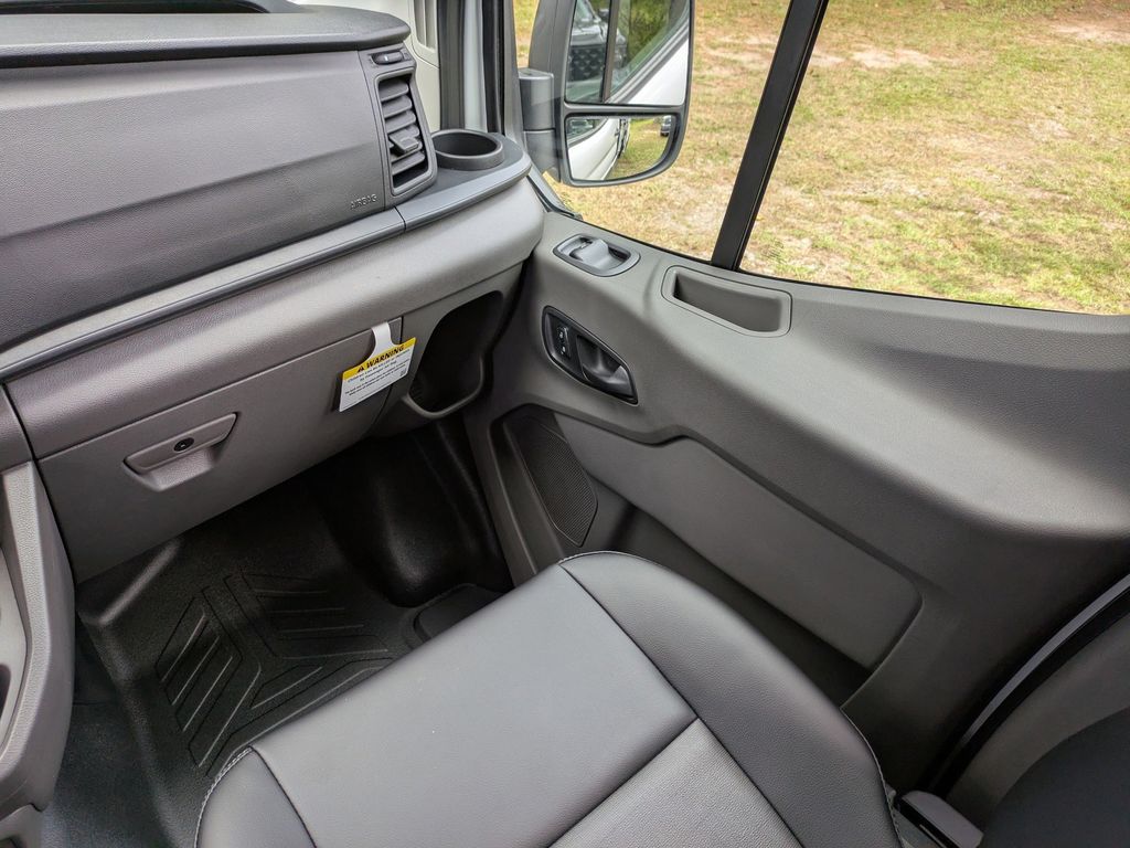 2025 Ford Transit-250 Cargo Van 