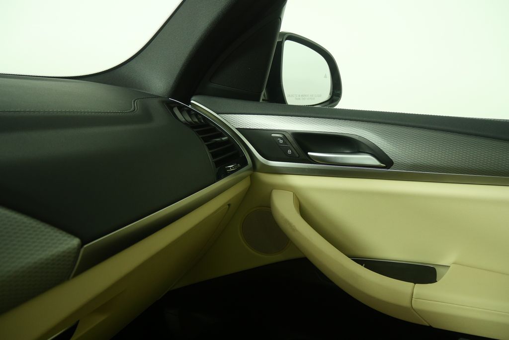 Thumbnail: 2021 BMW X3 - 31