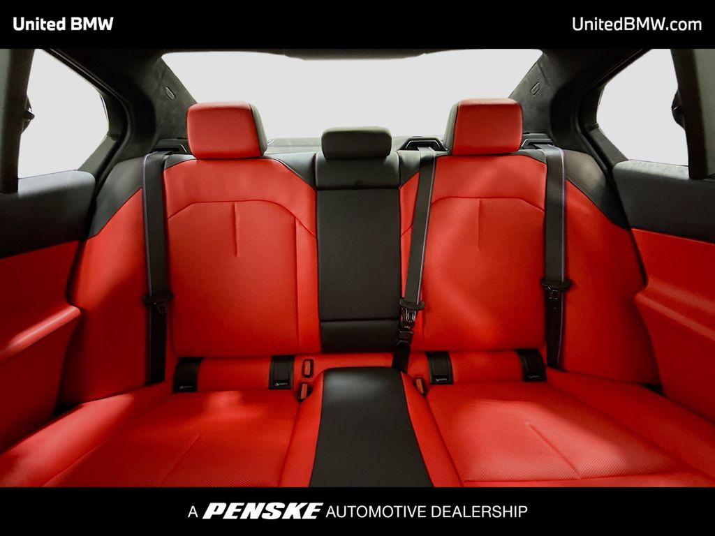 Thumbnail: 2026 BMW M5 - 12