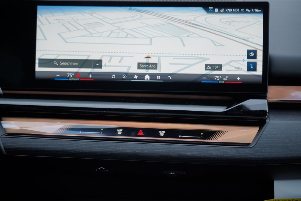 Thumbnail: 2026 BMW i5 - 13