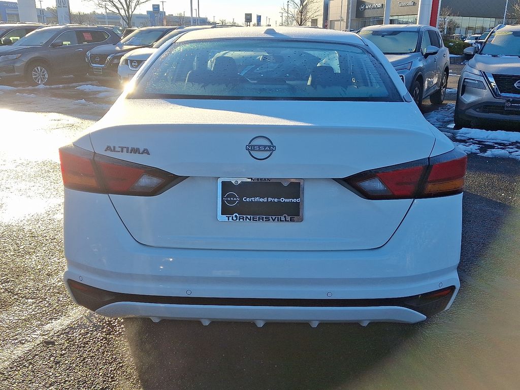 Thumbnail: 2025 Nissan Altima - 5
