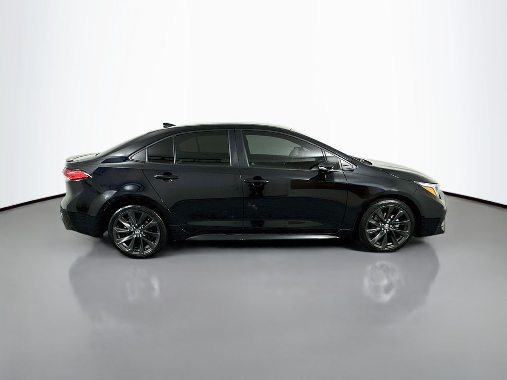 Thumbnail: 2023 Toyota Corolla - 4