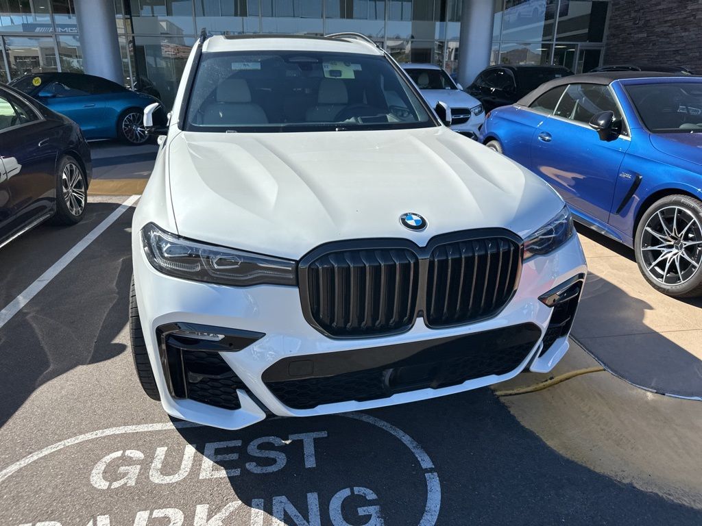 Thumbnail: 2021 BMW X7 - 2