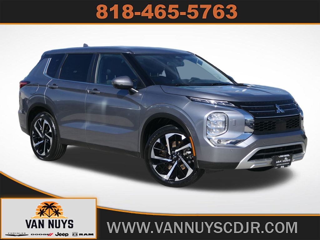 Gray 2024 Mitsubishi Outlander SE S-AWC SUV / Crossover All-Wheel Drive Continuously Variable Transmission