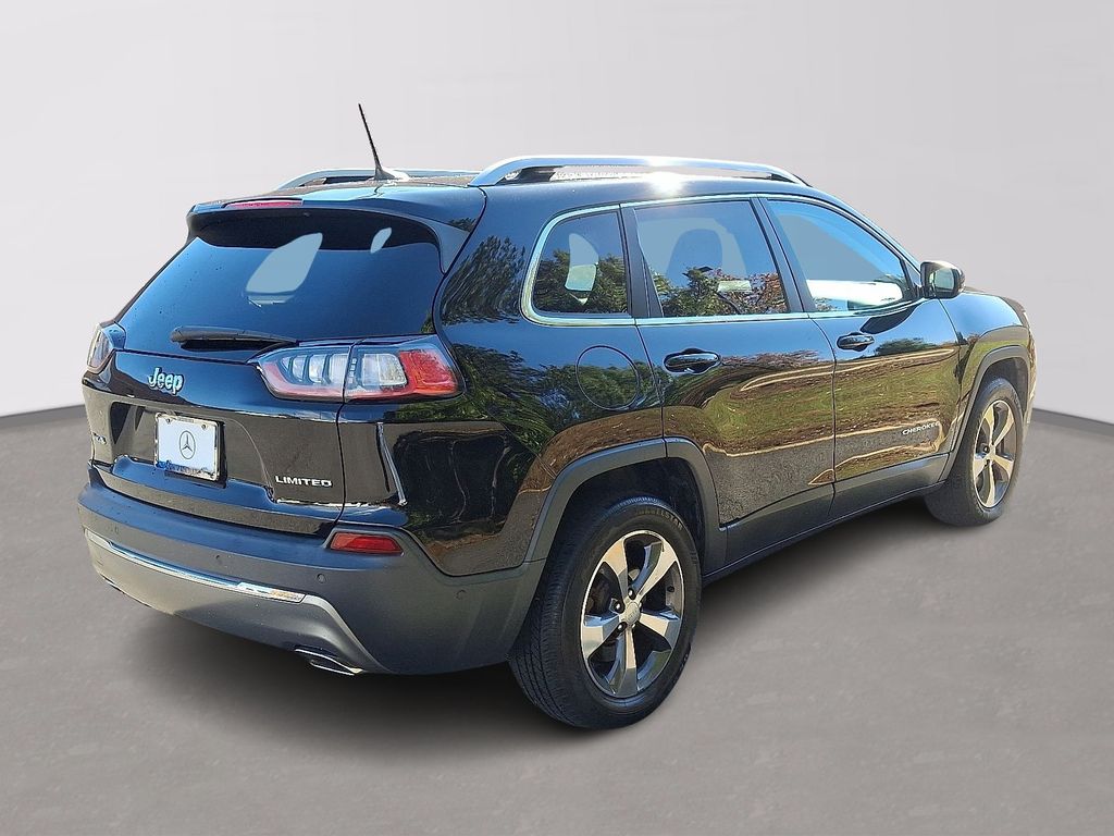 Thumbnail: 2019 Jeep Cherokee - 4