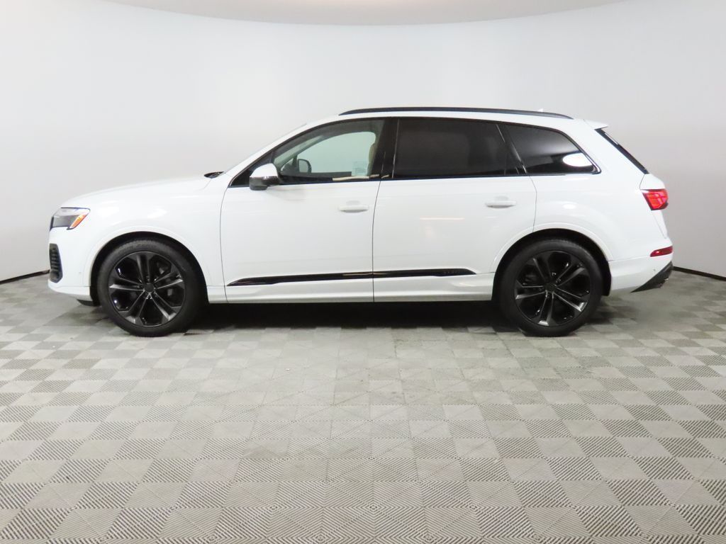 Thumbnail: 2026 Audi Q7 - 2