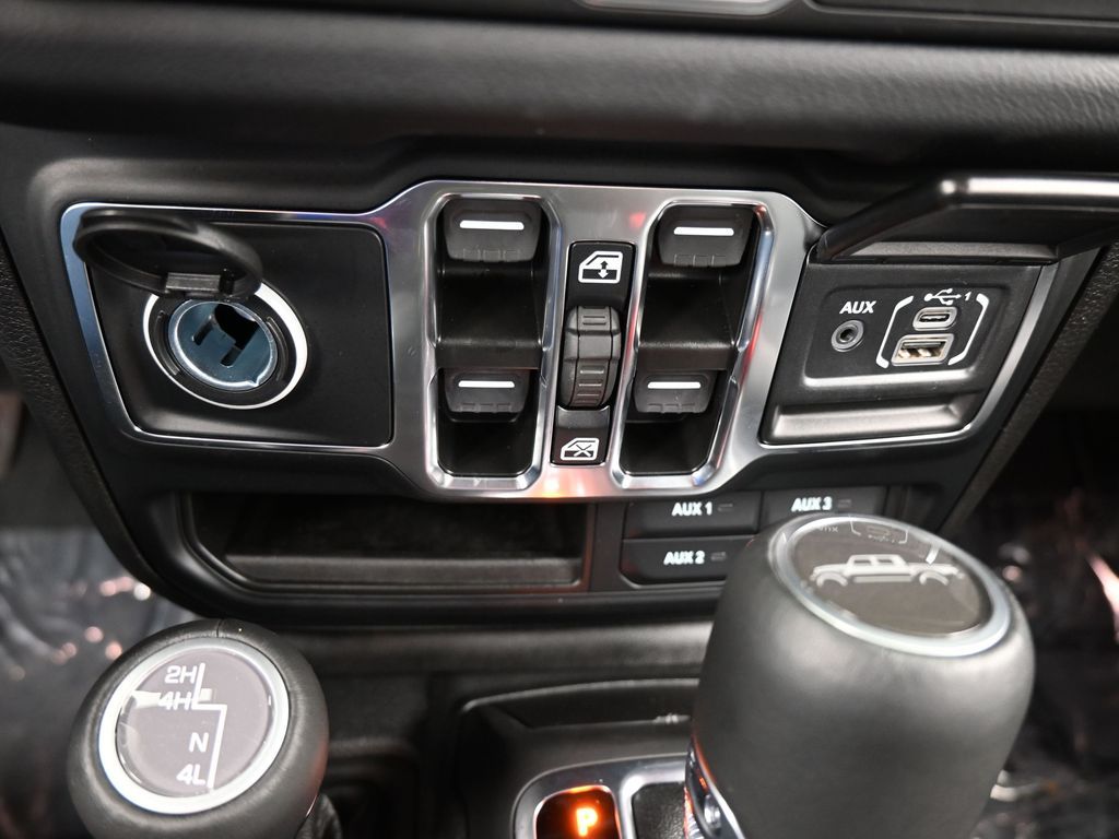 Used 2024 Black Clearcoat Jeep Sport image 23