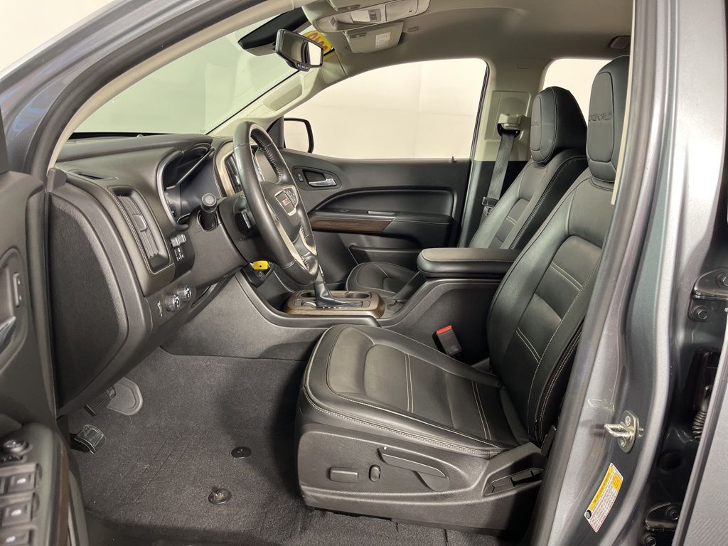 Thumbnail: 2019 GMC Canyon - 21