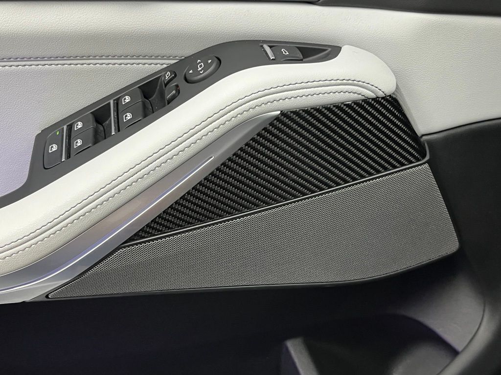 Thumbnail: 2026 BMW X5 - 28