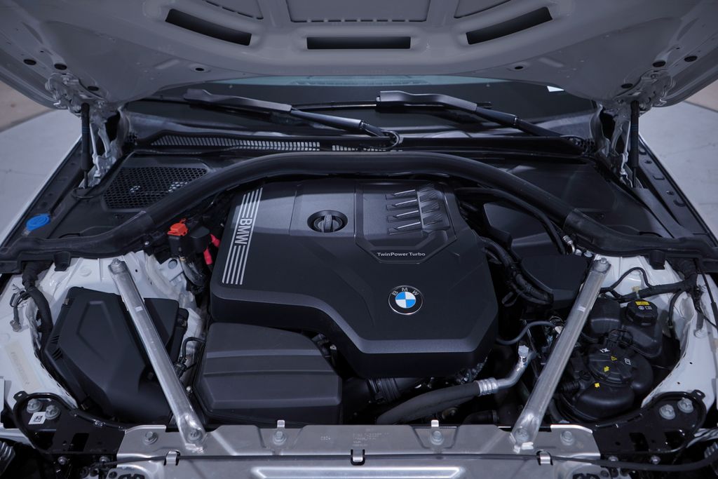 Thumbnail: 2022 BMW 4 Series - 22