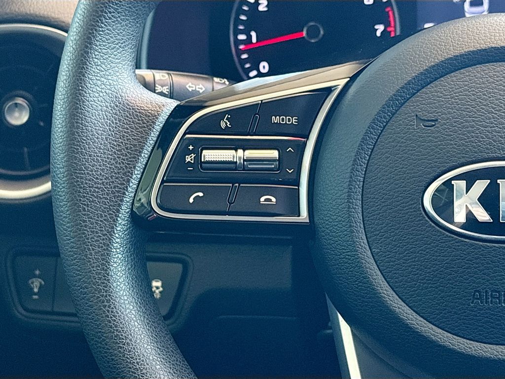Thumbnail: 2021 Kia Forte - 11