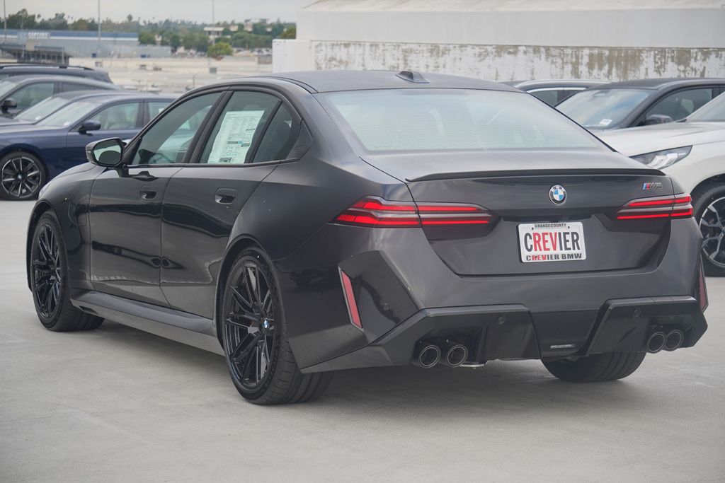 Thumbnail: 2026 BMW M5 - 8