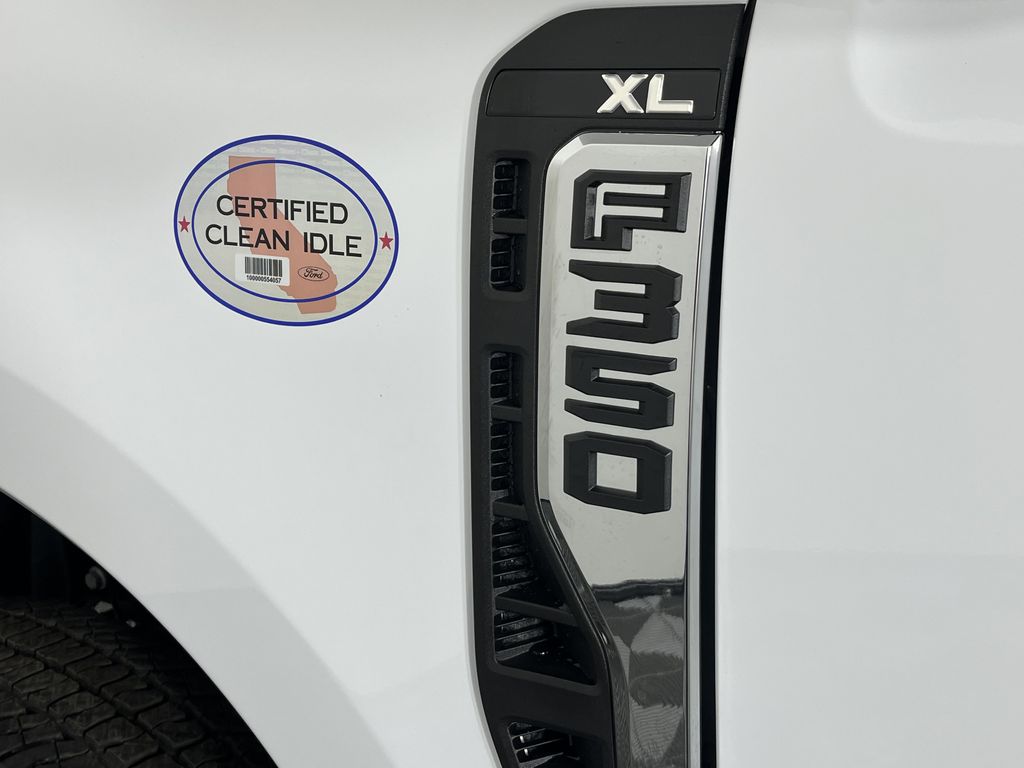 2025 Ford F-350 XL Crew Cab 60 CA 4WD, Scelzi Gooseneck Flatbed 9F0159 for sale #9F0159 - photo 22