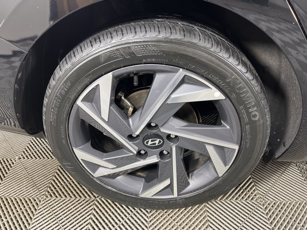 Thumbnail: 2025 Hyundai Elantra - 12