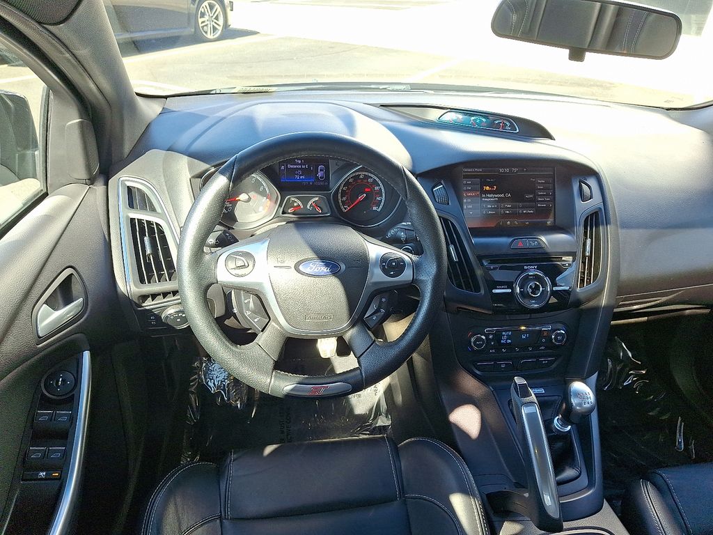 Thumbnail: 2013 Ford Focus - 11